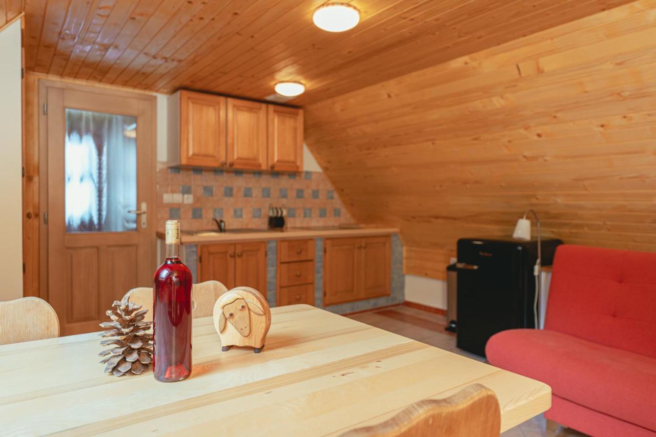 Organic Tourist Farm Pri Plajerju Apartment Трента Екстериор снимка