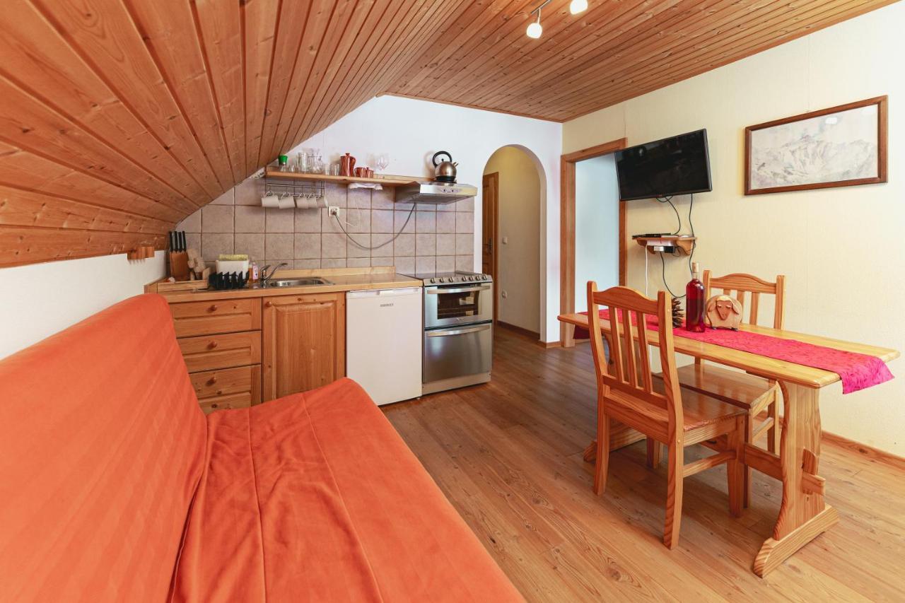 Organic Tourist Farm Pri Plajerju Apartment Трента Екстериор снимка