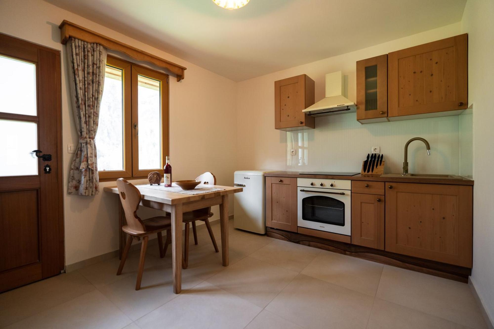 Organic Tourist Farm Pri Plajerju Apartment Трента Екстериор снимка